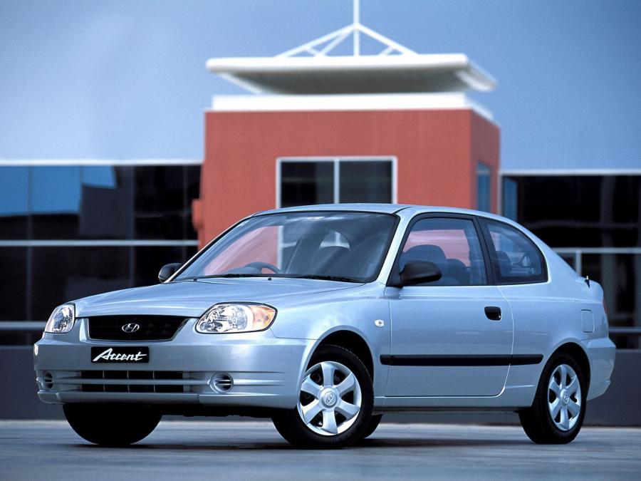  Hyundai Accent 3-Door 2003 года  (AU) (фото 13 из 20)
